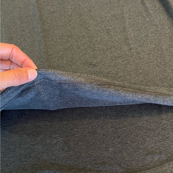 S Athleta Uptempo Short Sleeve Top Small Super Soft Cre Neck Exercise Workout - Picture 8 of 9